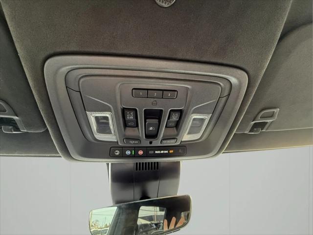 2023 GMC Sierra 1500 4WD Crew Cab Short Box AT4X