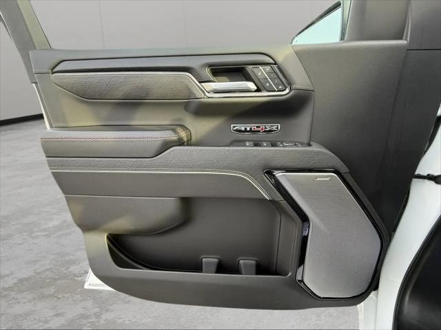 2023 GMC Sierra 1500 4WD Crew Cab Short Box AT4X