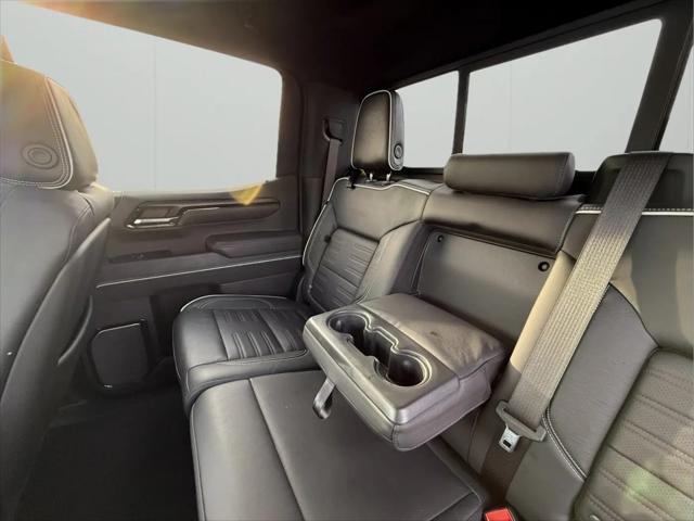 2023 GMC Sierra 1500 4WD Crew Cab Short Box AT4X
