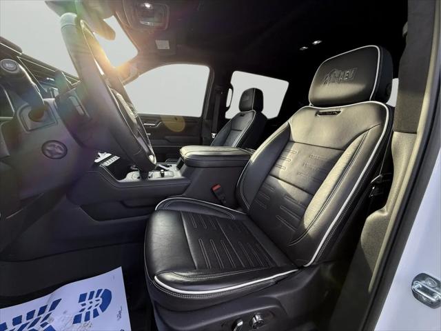 2023 GMC Sierra 1500 4WD Crew Cab Short Box AT4X