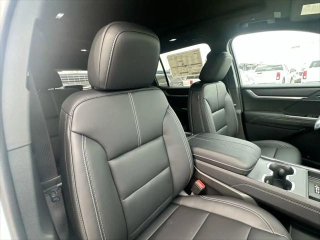 2026 GMC Acadia Elevation FWD