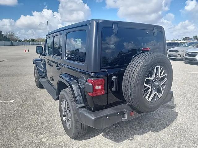2024 Jeep Wrangler 4-Door Sahara