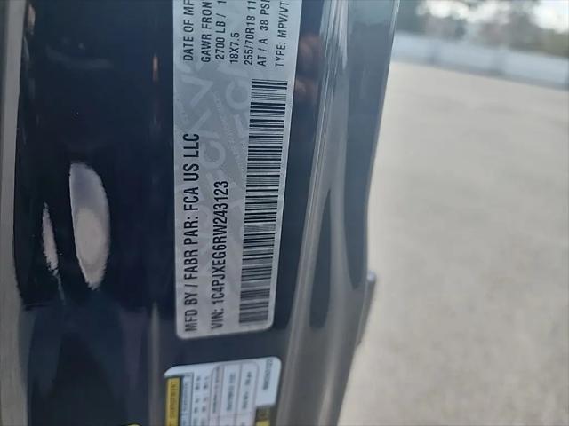 2024 Jeep Wrangler 4-Door Sahara