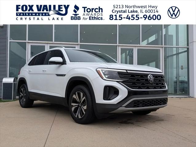 2025 Volkswagen Atlas Cross Sport 2.0T SE for sale in Crystal Lake, IL