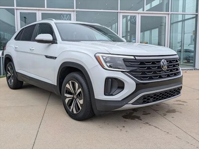 2025 Volkswagen Atlas Cross Sport 2.0T SE