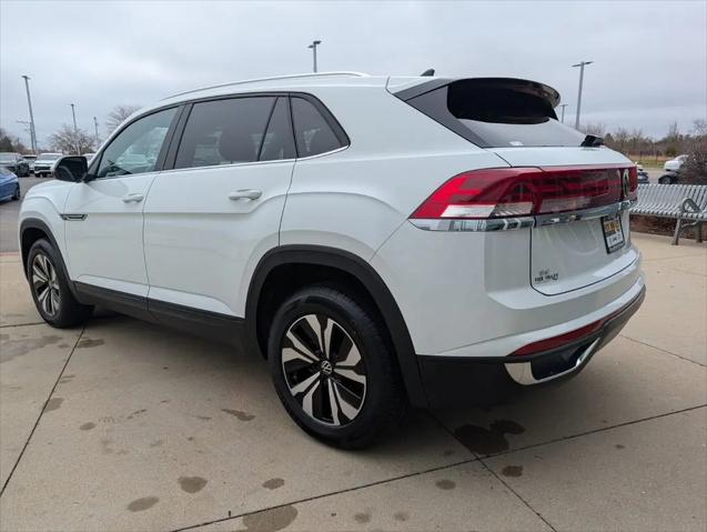 2025 Volkswagen Atlas Cross Sport 2.0T SE
