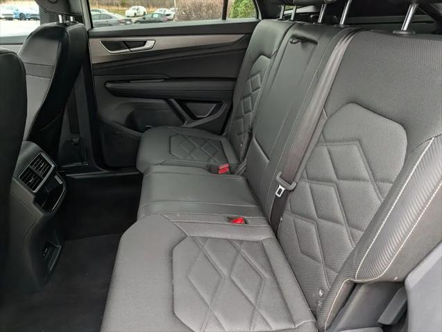 2025 Volkswagen Atlas Cross Sport 2.0T SE