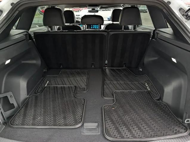 2025 Volkswagen Atlas Cross Sport 2.0T SE