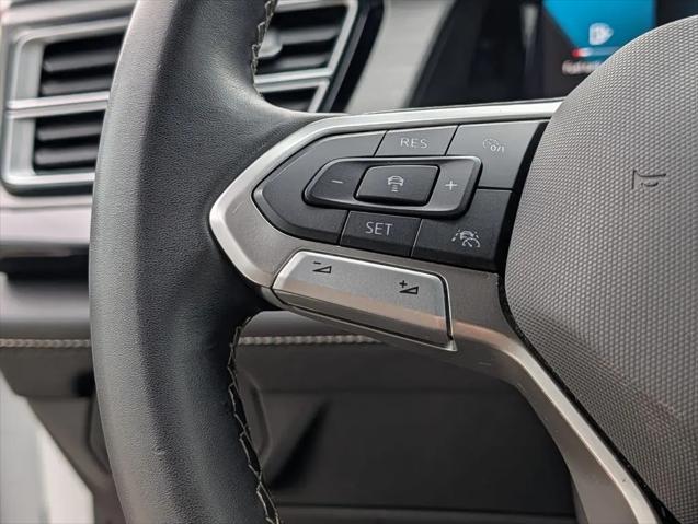 2025 Volkswagen Atlas Cross Sport 2.0T SE