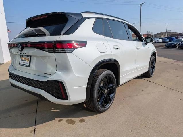 2026 Volkswagen Tiguan SE R-Line Black