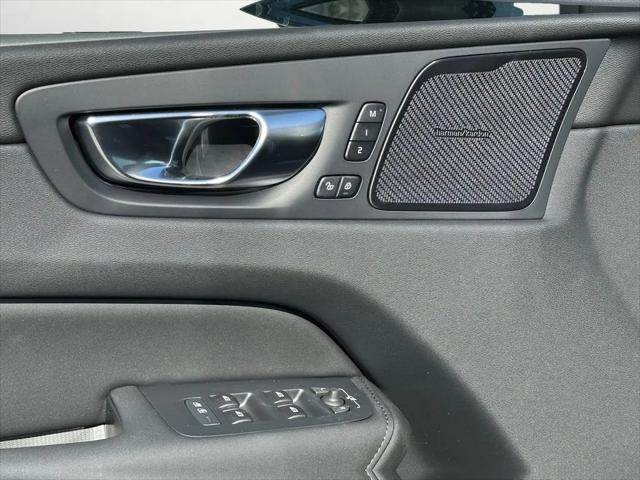 2026 Volvo XC60 Plug-In Hybrid Ultra, T8 AWD Electric/Gasoline, Dark