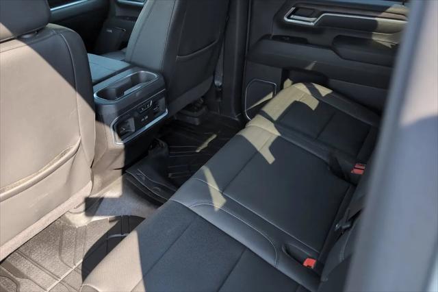 2025 GMC Sierra 2500HD 4WD Crew Cab Standard Bed SLT
