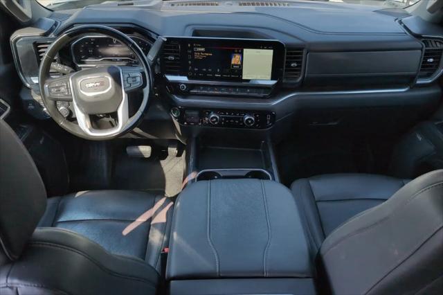 2025 GMC Sierra 2500HD 4WD Crew Cab Standard Bed SLT