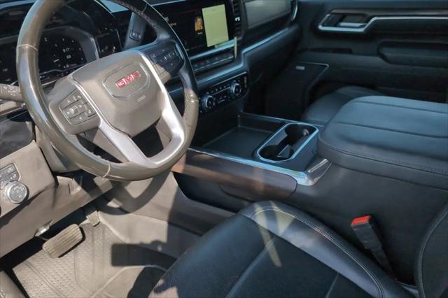 2025 GMC Sierra 2500HD 4WD Crew Cab Standard Bed SLT