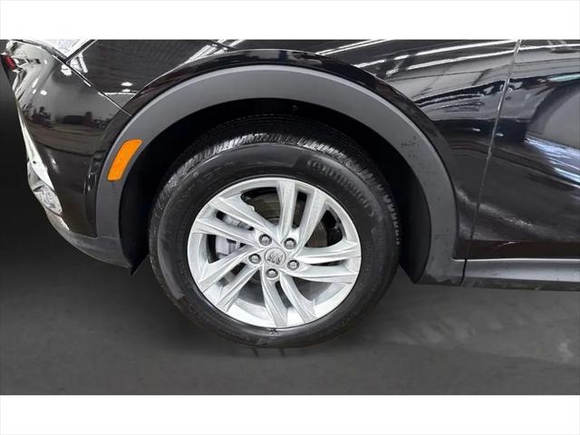 2025 Buick NV Preferred FWD