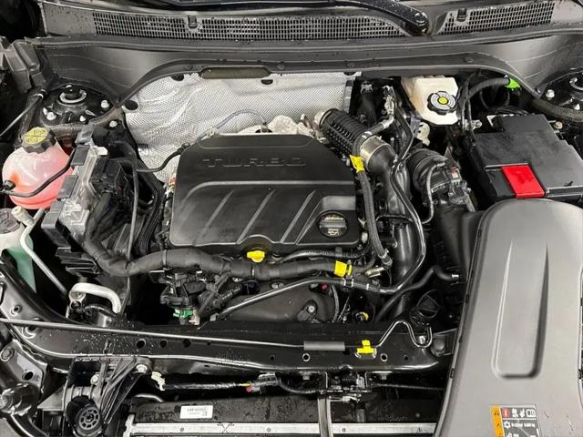2025 Buick NV Preferred FWD