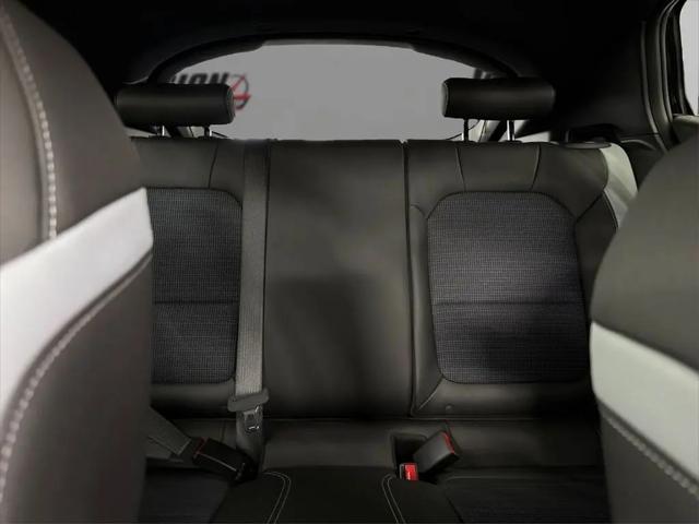 2025 Buick NV Preferred FWD