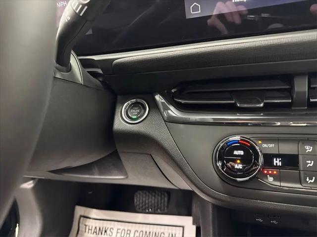 2025 Buick NV Preferred FWD