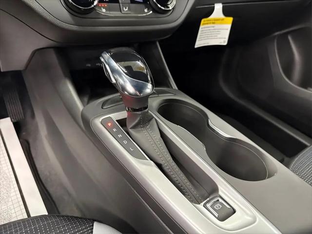 2025 Buick NV Preferred FWD