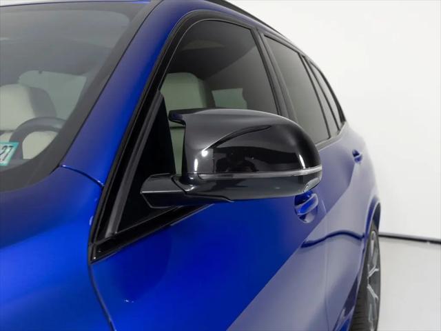 2024 BMW X5 M60i