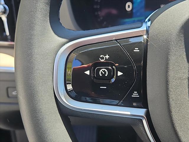 2026 Volvo XC60 Plug-In Hybrid Ultra, T8 AWD Electric/Gasoline, Dark