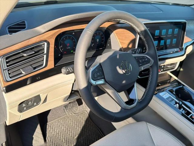 2026 Volkswagen Atlas SE with Technology