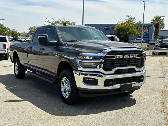 2026 Ram 2500 Tradesman Crew Cab 4x4 8 Box
