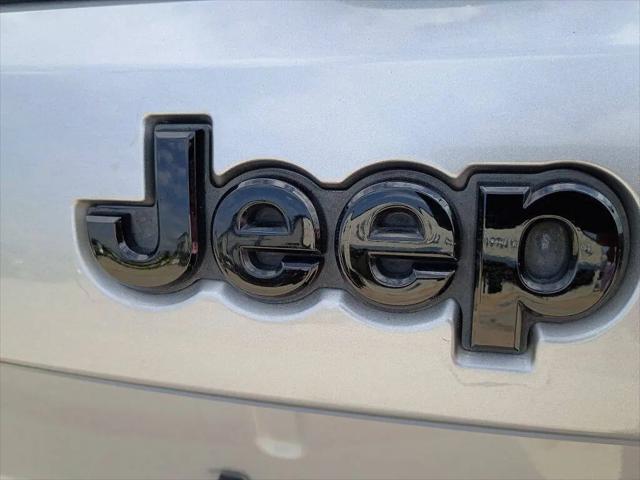 2021 Jeep Grand Cherokee Laredo X 4x2