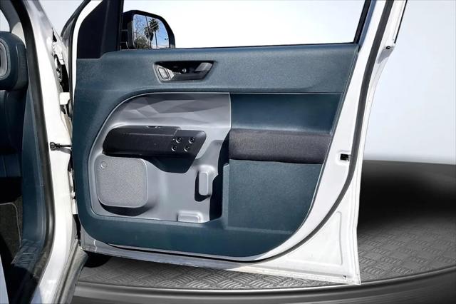 2022 Ford Maverick XL