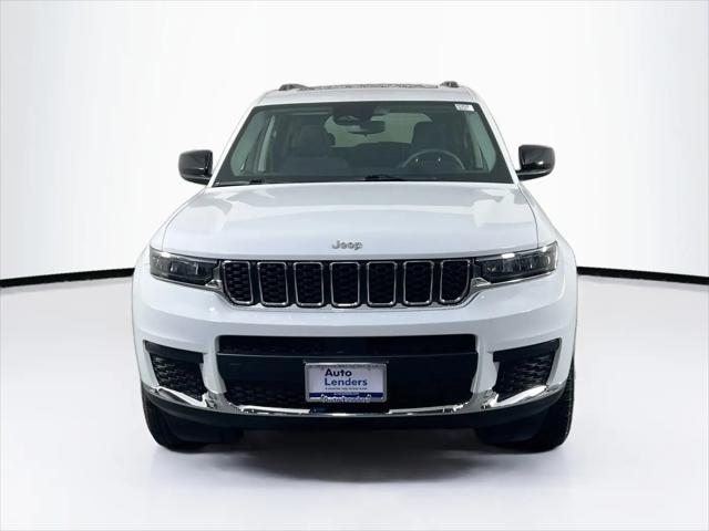 2023 Jeep Grand Cherokee L Laredo 4x4