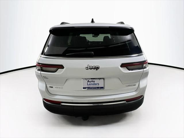 2023 Jeep Grand Cherokee L Laredo 4x4