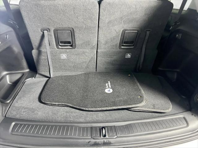 2023 Jeep Grand Cherokee L Laredo 4x4
