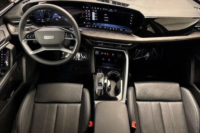 2025 Audi Q5 Premium Plus TFSI quattro S tronic