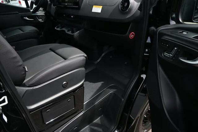 2026 Mercedes-Benz Sprinter 3500XD Standard Roof 4-Cyl Diesel HO