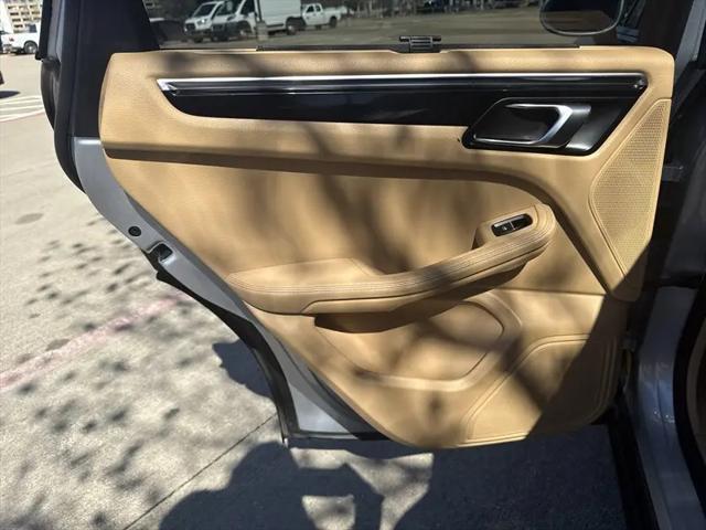 2015 Porsche Macan S