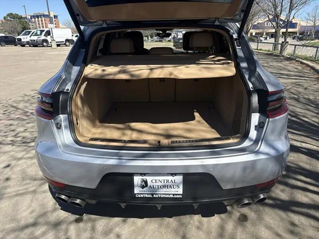 2015 Porsche Macan S