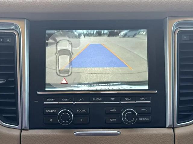 2015 Porsche Macan S
