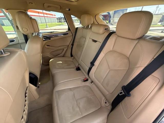 2015 Porsche Macan S