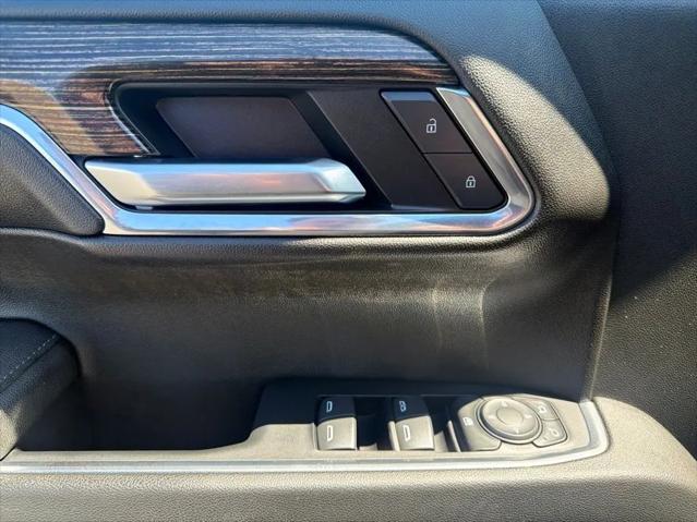 2024 GMC Sierra 1500 4WD Crew Cab Short Box Elevation with 3VL
