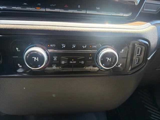 2024 GMC Sierra 1500 4WD Crew Cab Short Box Elevation with 3VL