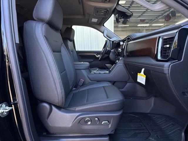 2026 GMC Sierra 2500HD Crew Cab, Standard Bed, Denali, 4WD