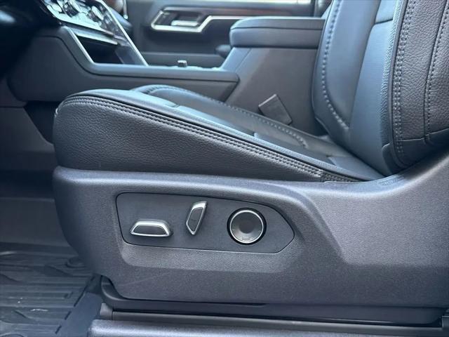 2026 GMC Sierra 2500HD Crew Cab, Standard Bed, Denali, 4WD