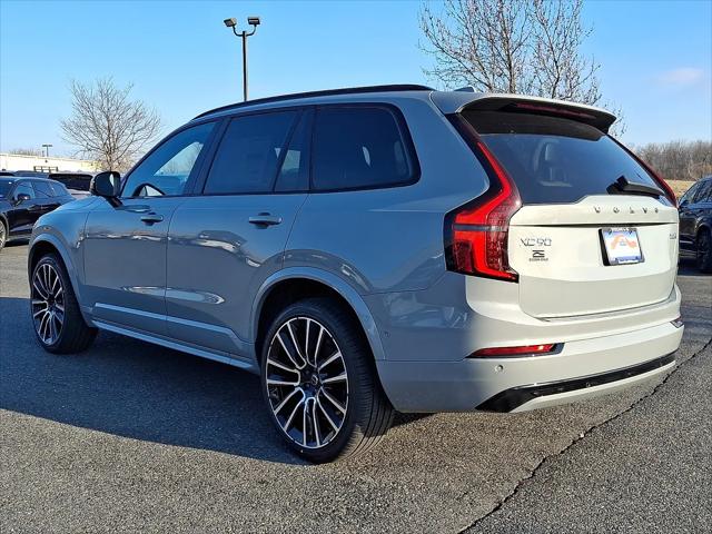 2026 Volvo XC90 Ultra Dark Theme, B6 AWD Gas (mild hybrid), Gasoline, 6 Seats