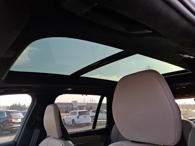 2026 Volvo XC90 Ultra Dark Theme, B6 AWD Gas (mild hybrid), Gasoline, 6 Seats