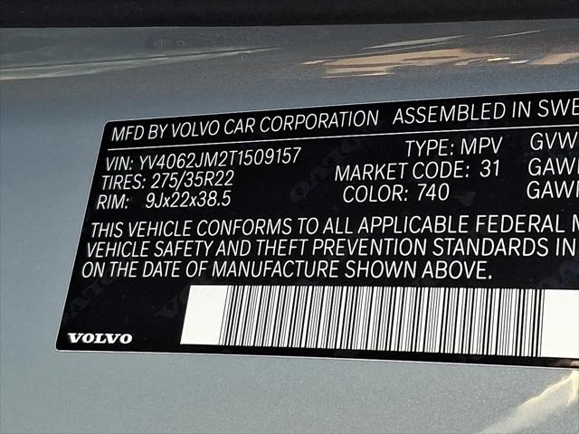 2026 Volvo XC90 Ultra Dark Theme, B6 AWD Gas (mild hybrid), Gasoline, 6 Seats