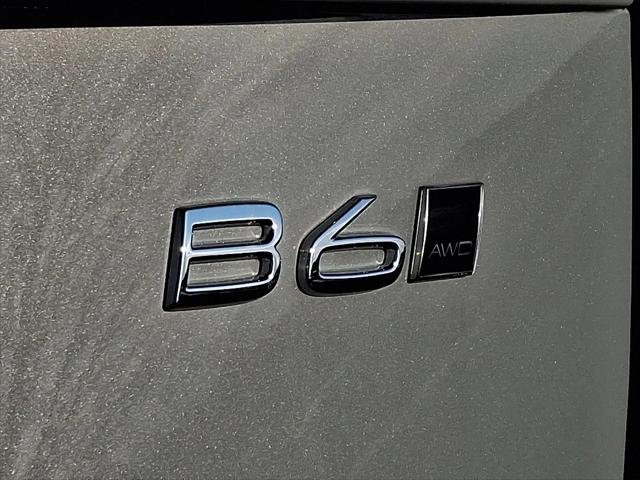 2026 Volvo XC90 Ultra Dark Theme, B6 AWD Gas (mild hybrid), Gasoline, 6 Seats