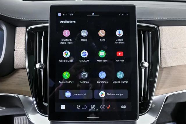 2025 Volvo XC90 B5 Core