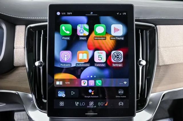 2025 Volvo XC90 B5 Core