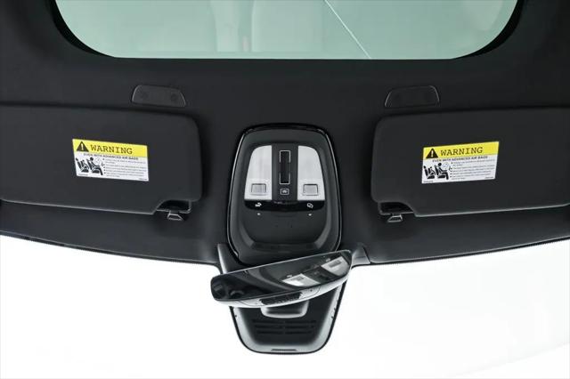 2025 Volvo XC90 B5 Core