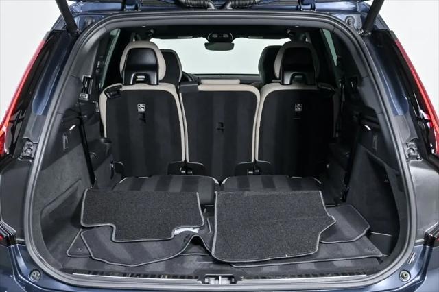 2025 Volvo XC90 B5 Core